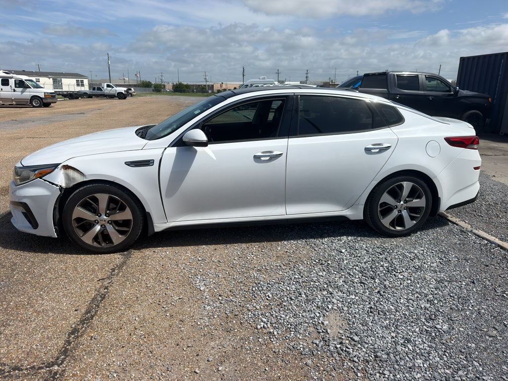 2019 Kia Optima S AT's photo