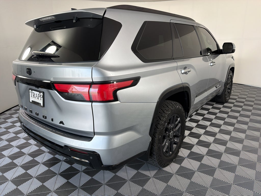 2024 Toyota Sequoia SR5