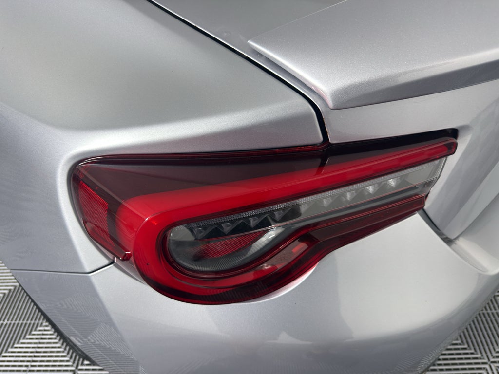2017 Toyota 86 Manual (Natl)