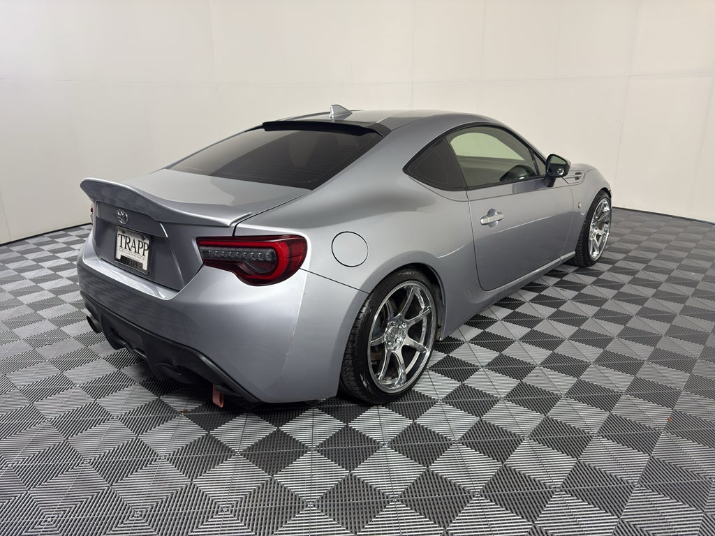 2017 Toyota 86 Manual (Natl)