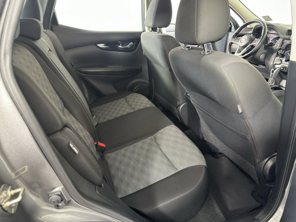 2021 Nissan Rogue Sport SV