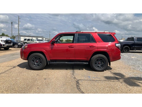 2022 Toyota 4Runner SR5