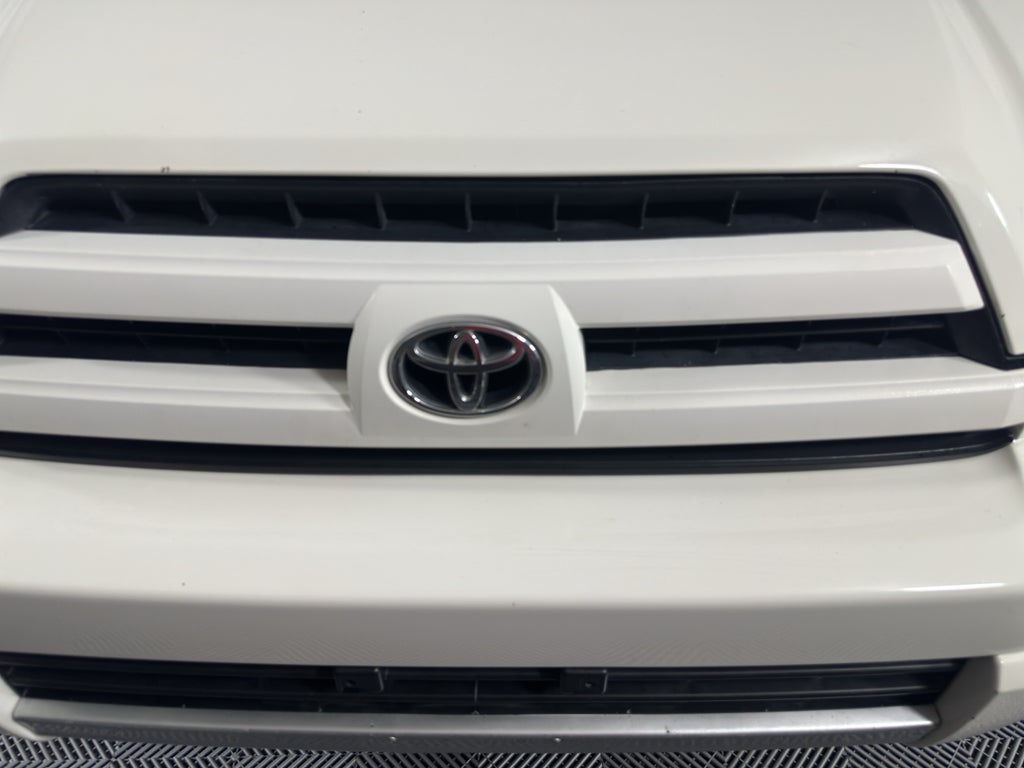 2004 Toyota 4Runner SR5