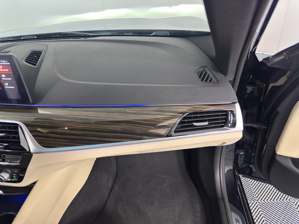 2023 BMW 5 Series 530i